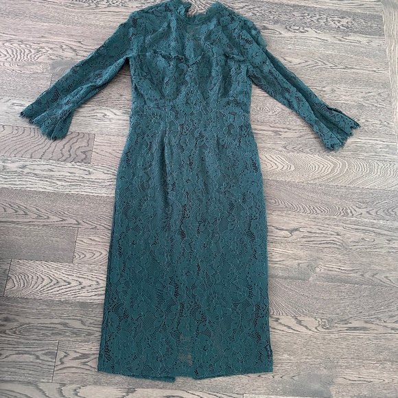 Dress - Picture 1 of 1